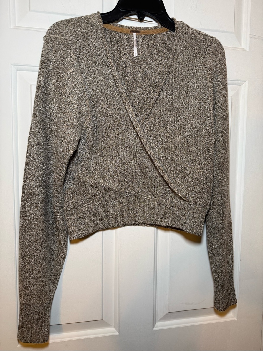 Free People Going For Gold Tan Gold Metallic Knit Sweater SMALL Cropped V Neck